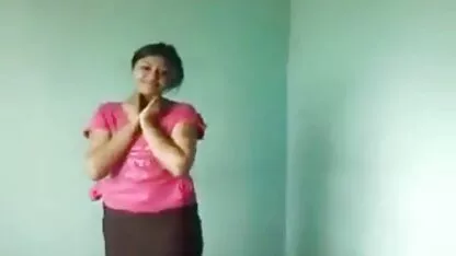 دختری که به رابطه جنسی رسیده بود پر از شگفتی بود و او کمی از شر آقایان خجالت کشید و هر کاری را که عکسهای سکسی کیرتوکس می خواست انجام داد ، بنابراین او مقعد خود را برای آنها ایجاد کرد و از آن بسیار لذت می برد.