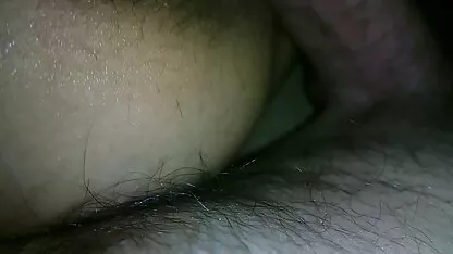 پسر 20 ساله ای که عكس كير در كس هنوز در حال مکیدن سینه مادر است ، دختر مکیدن از مکیدن