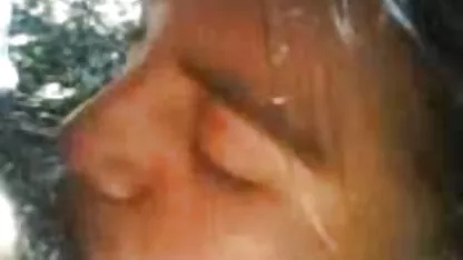 جبهه بالغ با پستان و تمام روغنهای موجود در آن در آفتاب پوشیده شده عكس كس كير است و فقط اسپرم را دوست دارد