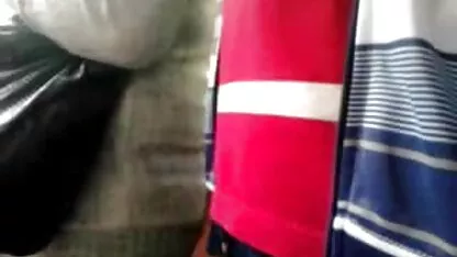 آیناگول با چشمان بزرگ از مکیدن لکه های کوچک یک خروس مودار با خوشحالی عکسهای سکسی کیر تو کوس لذت می برد