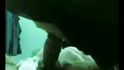 مردی بعد از حمام می خواست با دوست دختر آسیایی خود رابطه جنسی برقرار کند و دخترک نوک او عكس سكسي كير را فهمید. او این کار را به عنوان اولین بار به خودش داد زیرا می دانست اعتیاد او و چطور او را به ارگاسم آورد