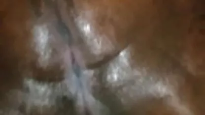 به محض بیرون آمدن شخص در عکسکیر کوس حال ادرار کردن و انزال بود و به درون او ختم شد