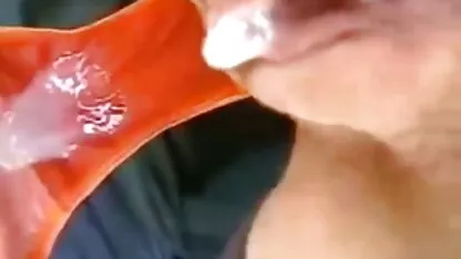 این روانپزشک به دختر زیبایی که از افسردگی مداوم رنج می برد توصیه کرد و به زودی شوهرش طلاق گرفت و به زندگی خود ادامه داد و دختر آن را به عنوان علامت گرفت و من دکتر را اغوا عكس كير تو كوس کردم و با دختر در مقعد رابطه جنسی داشتم.